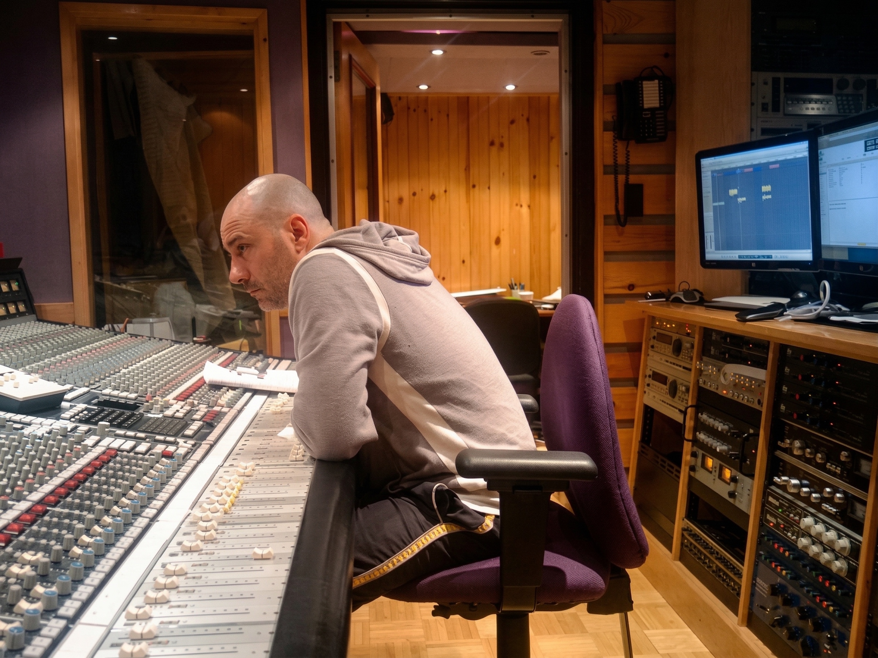 Ronnie 'CHICO' Di Cicco — Studio